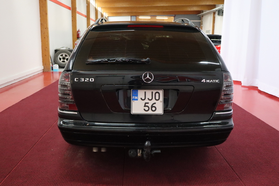 Mercedes-Benz C vaihtoauto