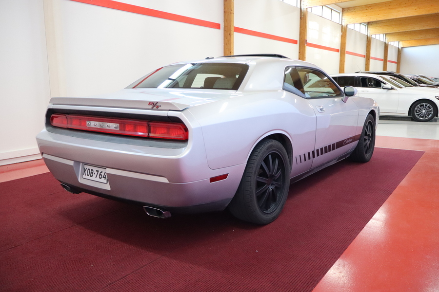 Dodge Challenger vaihtoauto