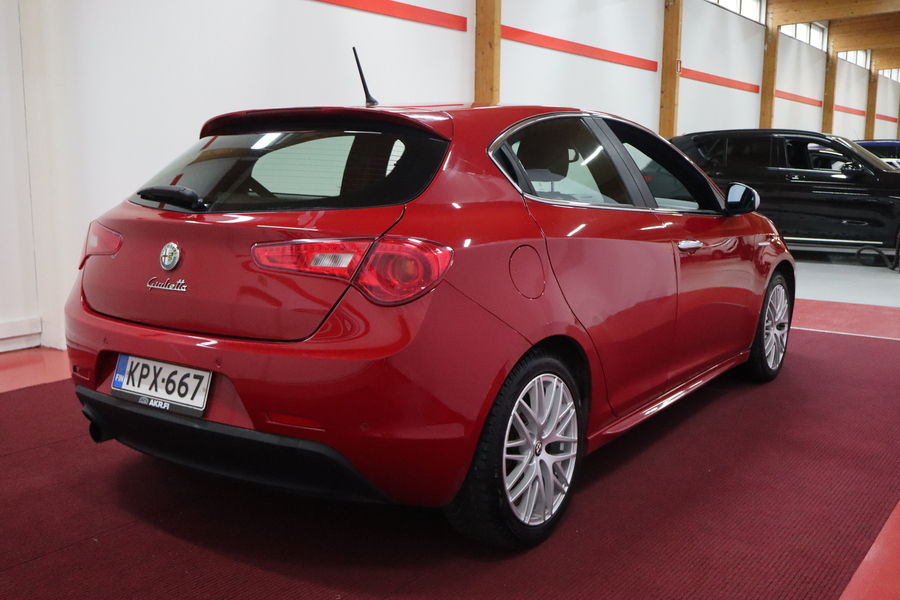 Alfa Romeo Giulietta vaihtoauto