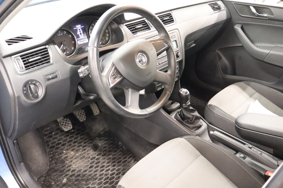 Skoda Rapid vaihtoauto