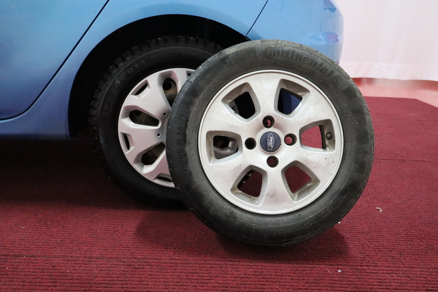 Ford Fiesta vaihtoauto