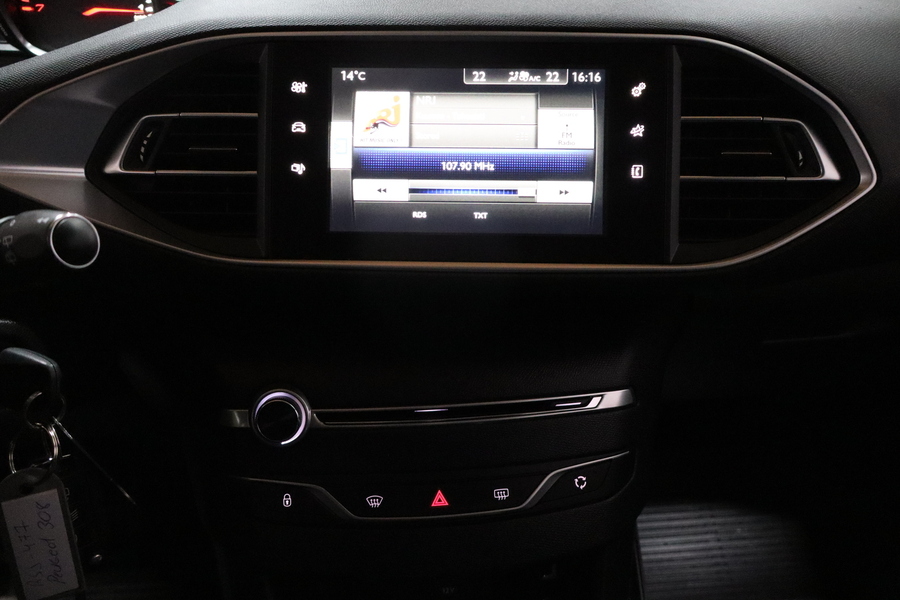 Peugeot 308 vaihtoauto