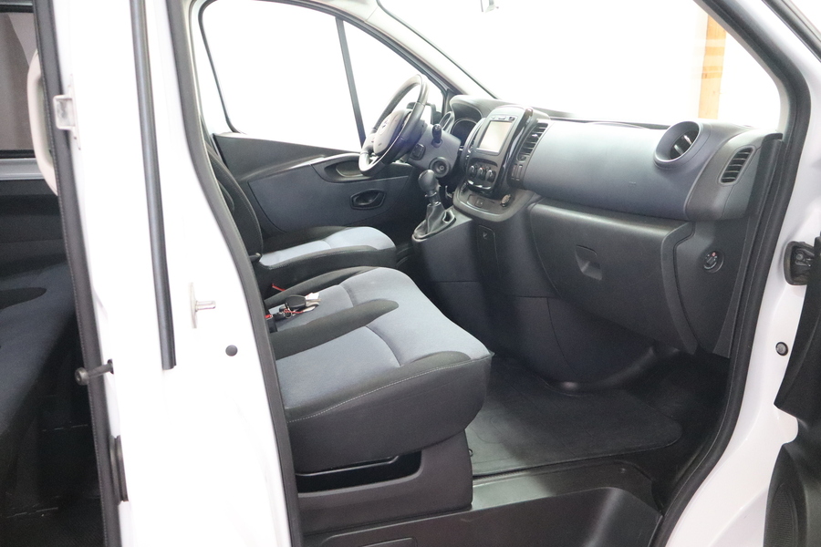 Opel Vivaro vaihtoauto