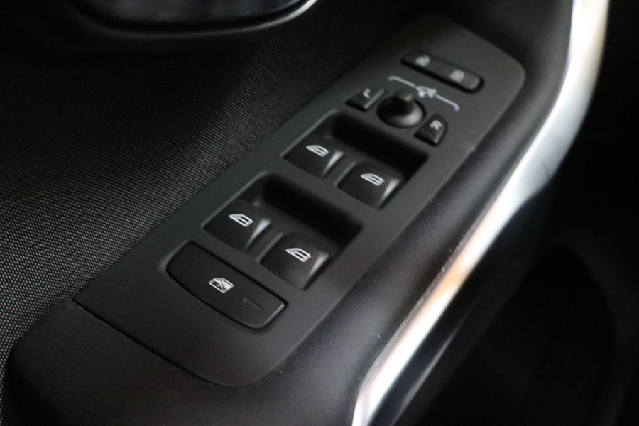 Volvo V40 Cross Country vaihtoauto