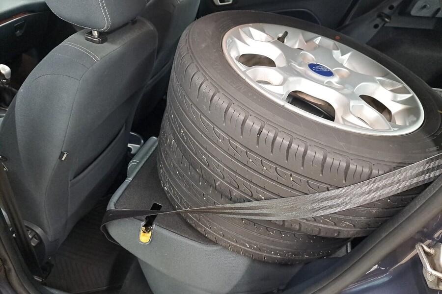 Ford Fiesta vaihtoauto