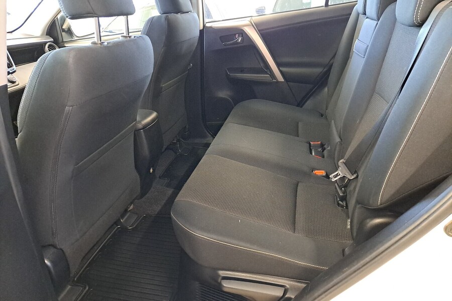 Toyota RAV4 vaihtoauto