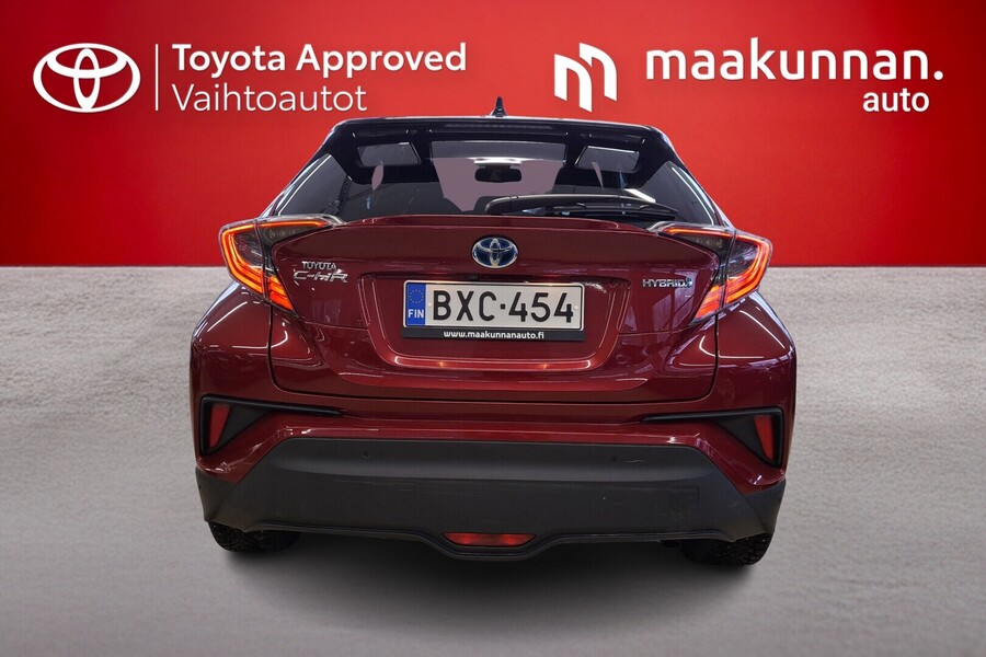 Toyota C-HR vaihtoauto