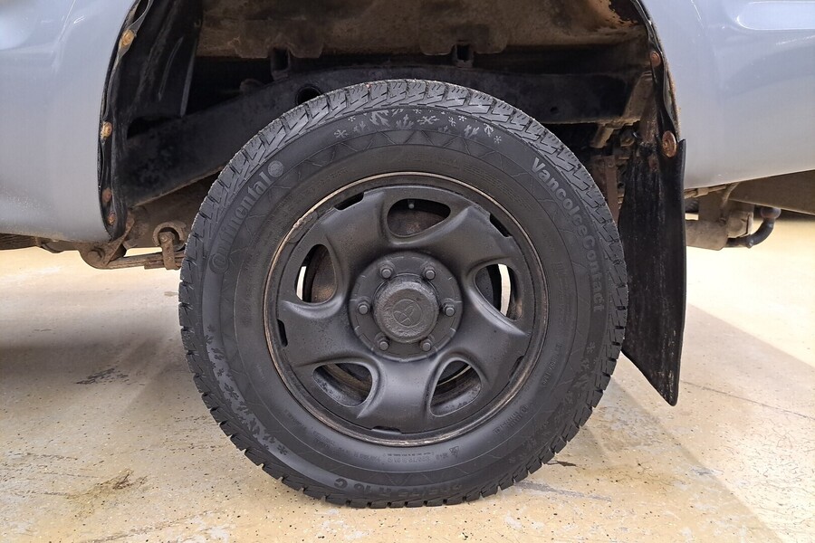 Toyota Hilux vaihtoauto