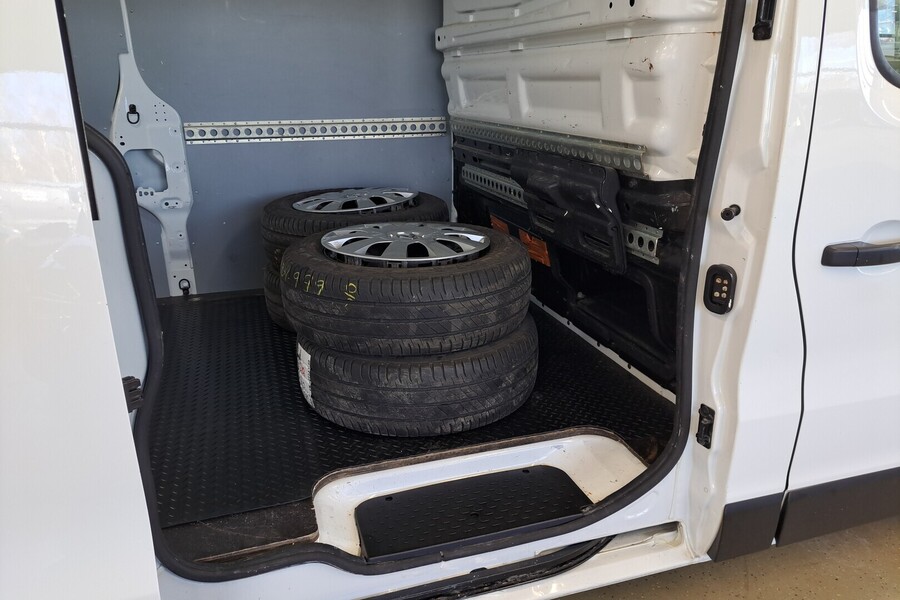 Renault Trafic vaihtoauto