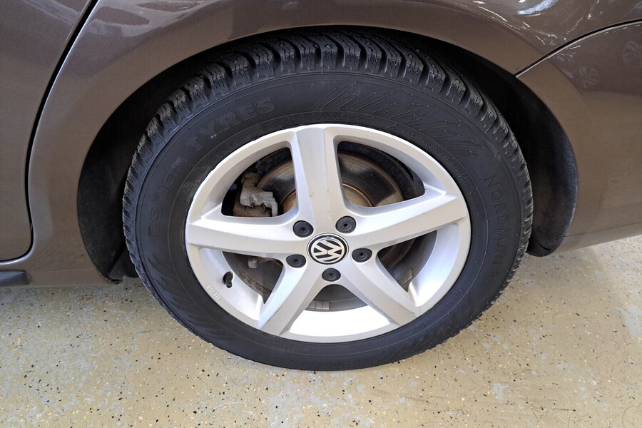 Volkswagen Golf vaihtoauto