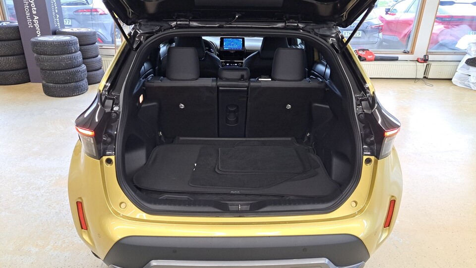 Toyota Yaris Cross vaihtoauto