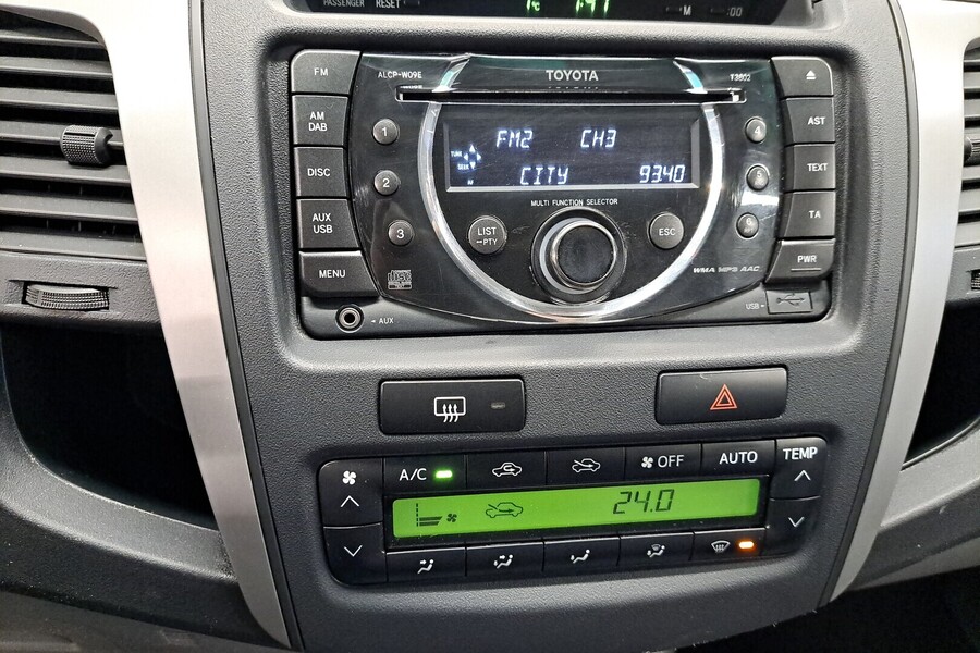 Toyota Hilux vaihtoauto