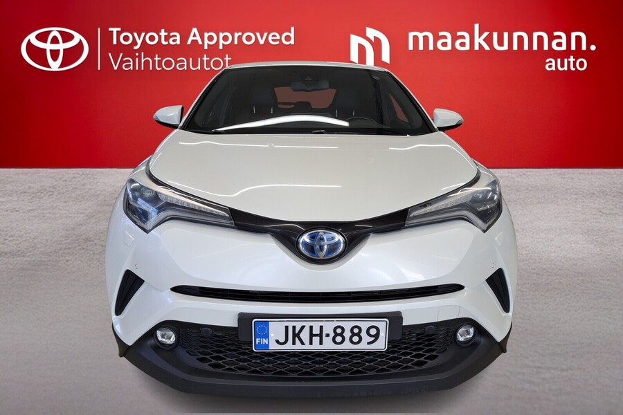 Toyota C-HR vaihtoauto