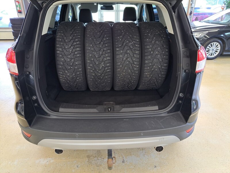 Ford Kuga vaihtoauto