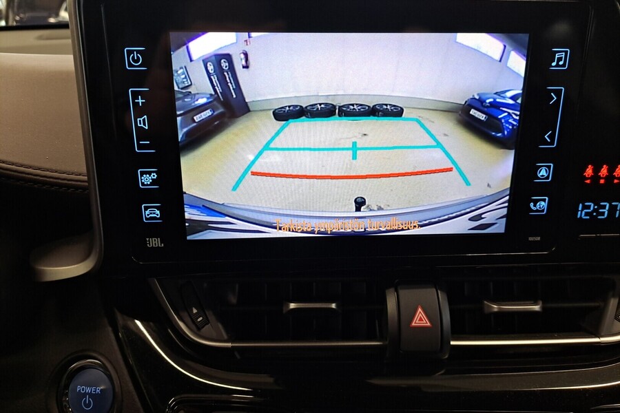 Toyota C-HR vaihtoauto