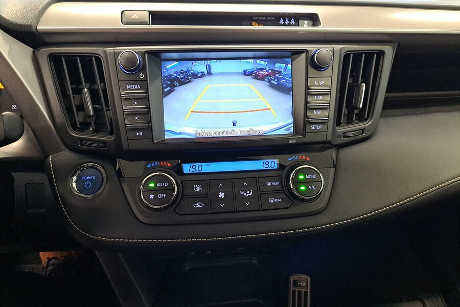 Toyota RAV4 vaihtoauto