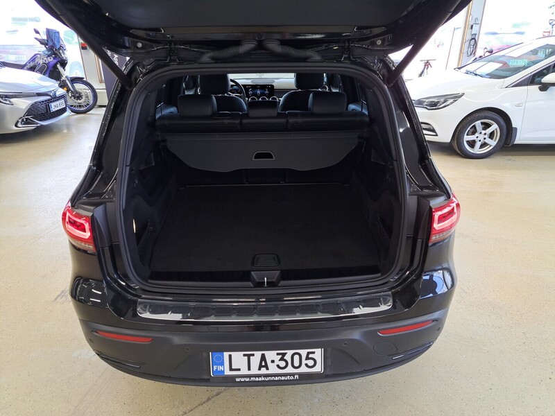 Mercedes-Benz EQB vaihtoauto