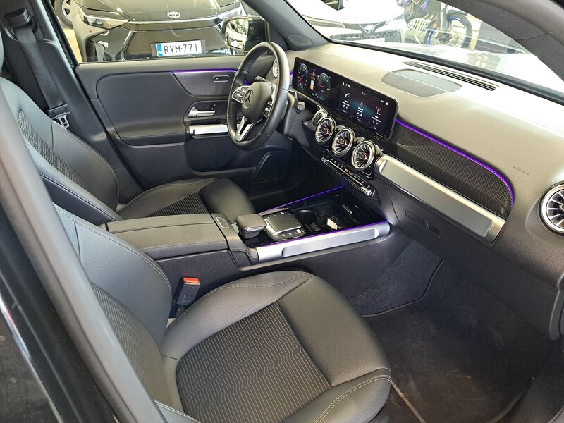 Mercedes-Benz EQB vaihtoauto