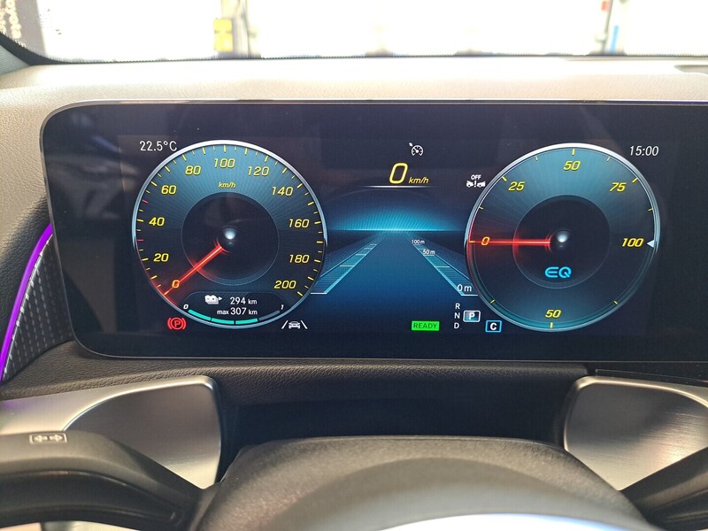 Mercedes-Benz EQB vaihtoauto