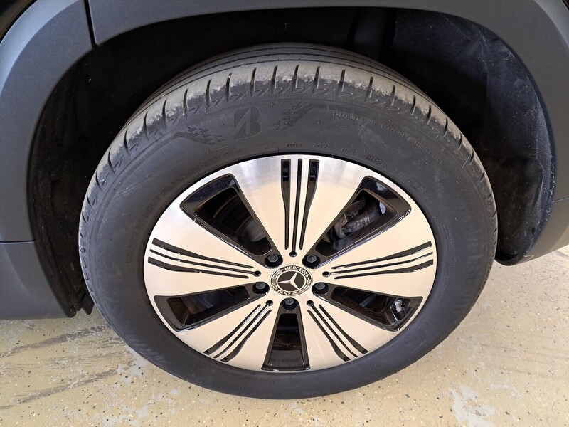 Mercedes-Benz EQB vaihtoauto