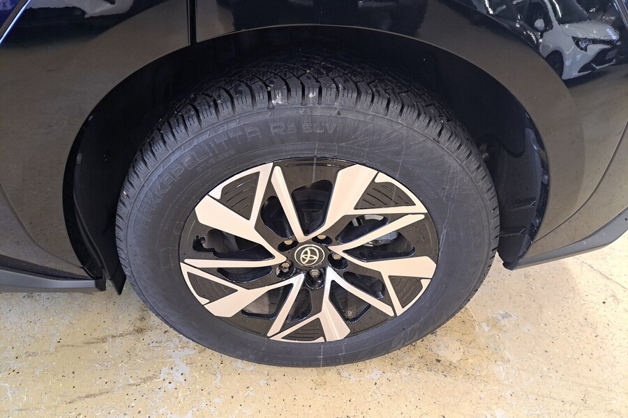 Toyota bZ4X vaihtoauto