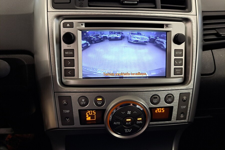 Toyota Verso vaihtoauto