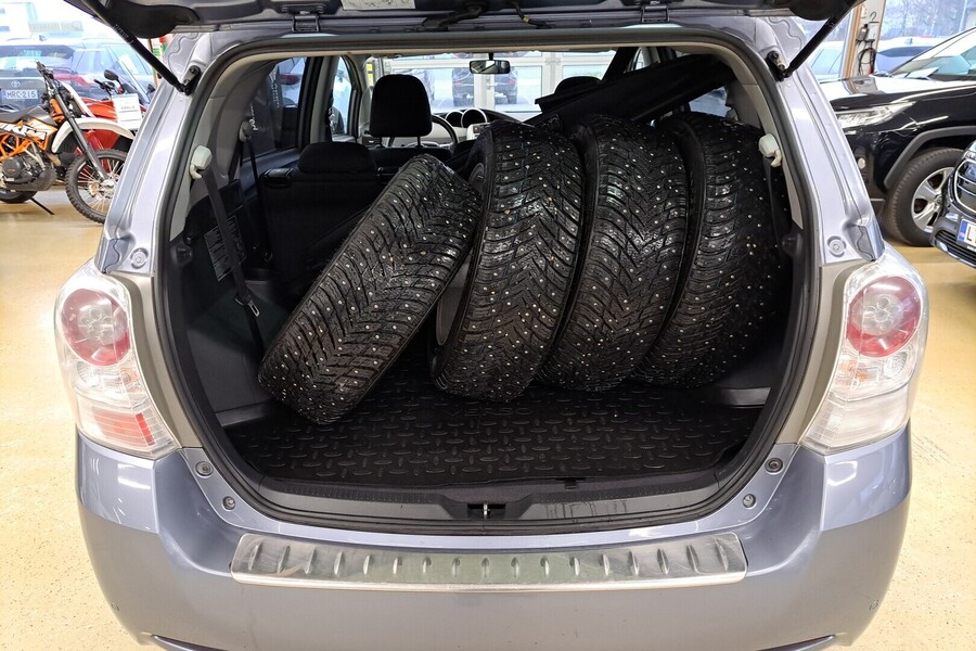 Toyota Verso vaihtoauto