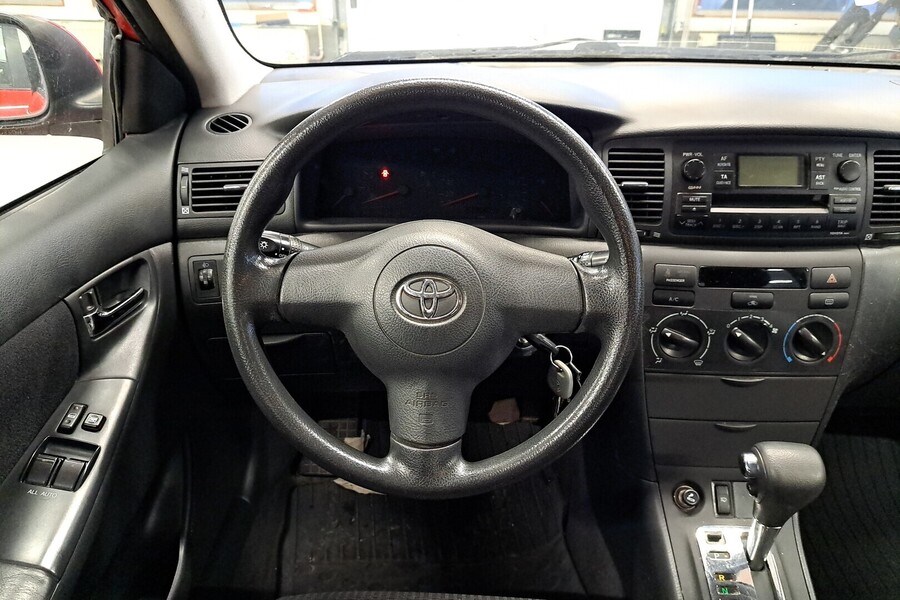 Toyota Corolla vaihtoauto