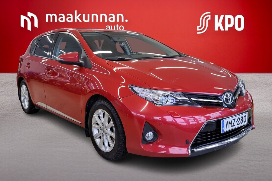 Toyota Auris vaihtoauto