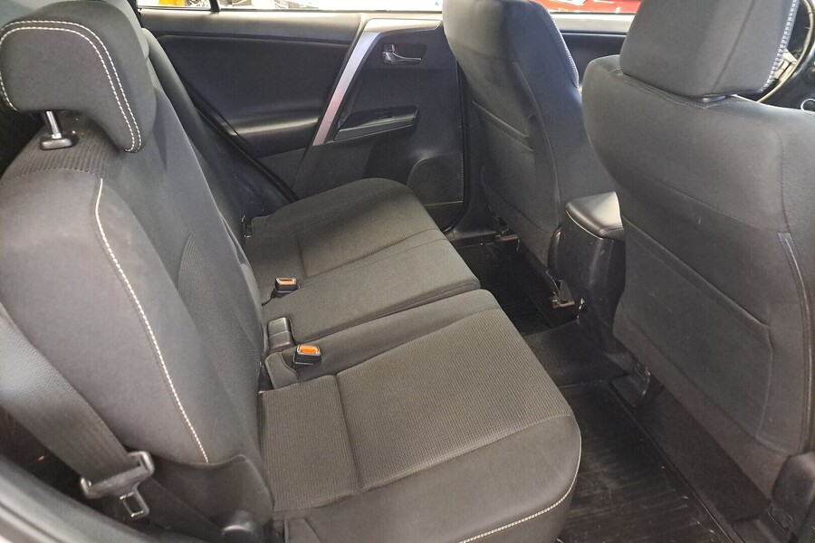 Toyota RAV4 vaihtoauto