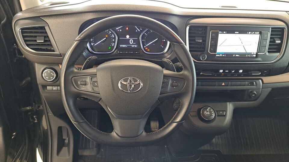 Toyota Proace Verso vaihtoauto