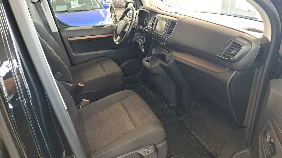 Toyota Proace Verso vaihtoauto