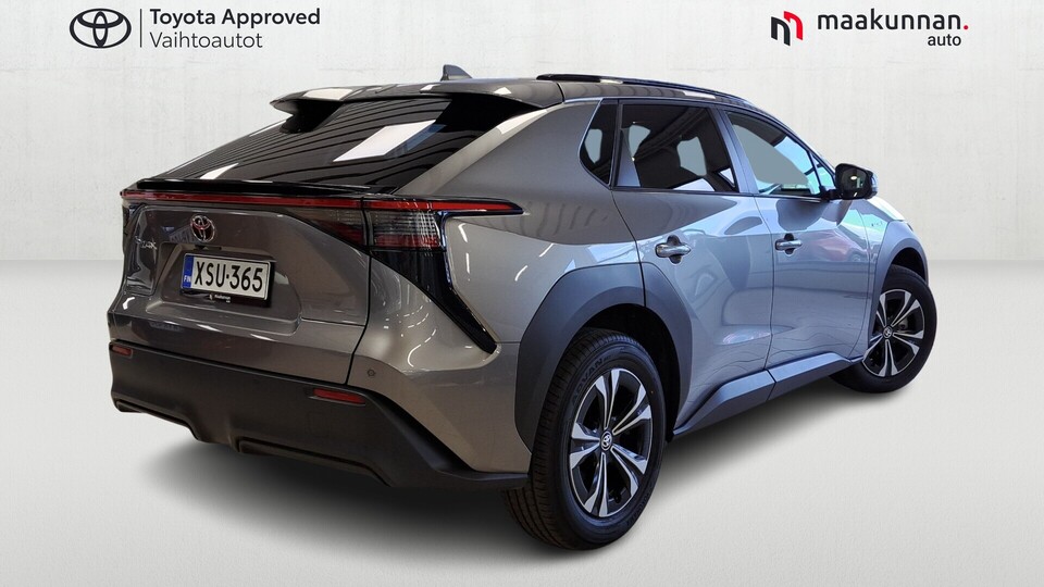 Toyota bZ4X vaihtoauto