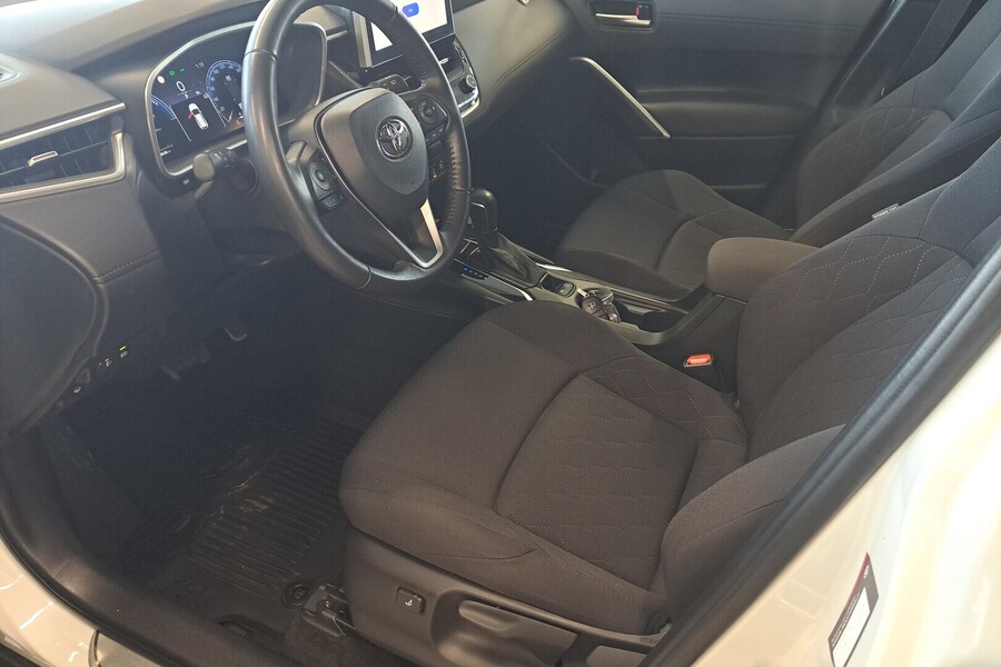 Toyota Corolla Cross vaihtoauto