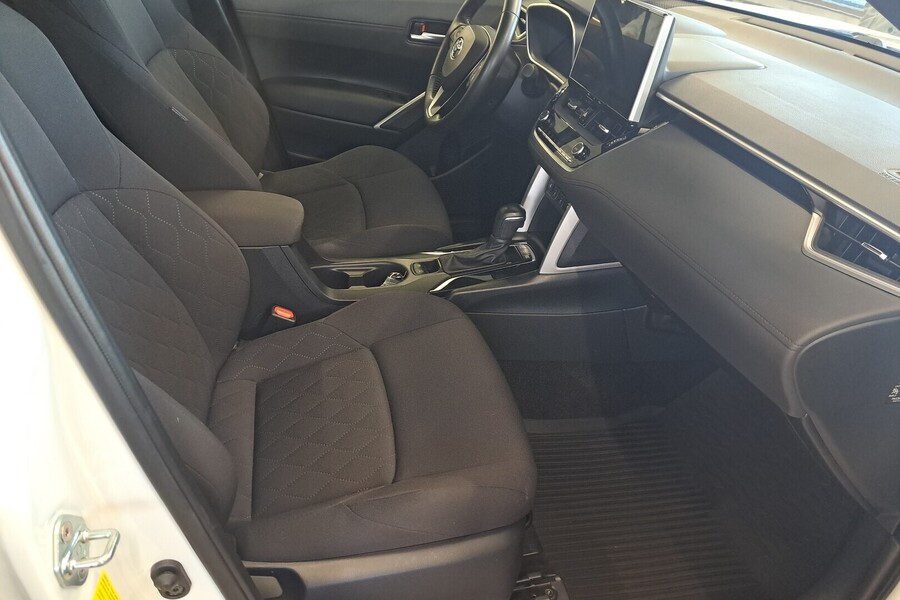 Toyota Corolla Cross vaihtoauto