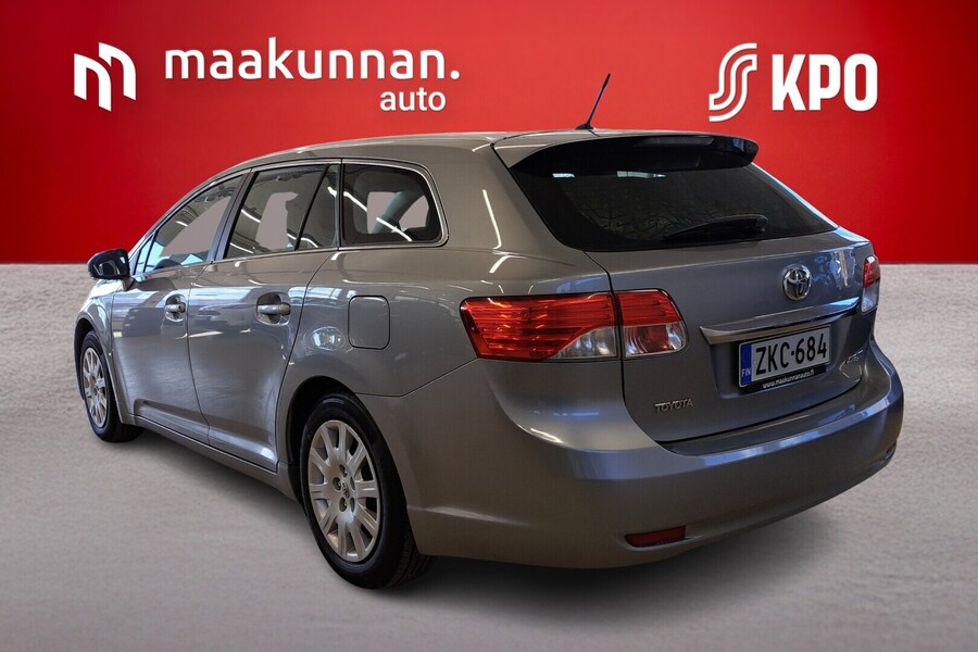 Toyota Avensis vaihtoauto