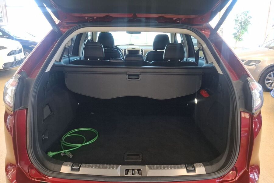 Ford Edge vaihtoauto