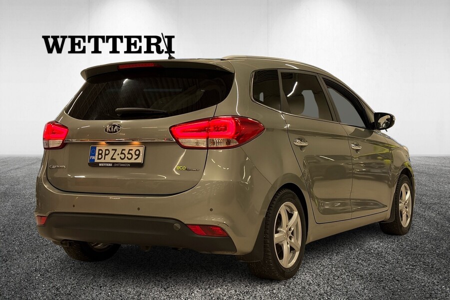 Kia Carens vaihtoauto