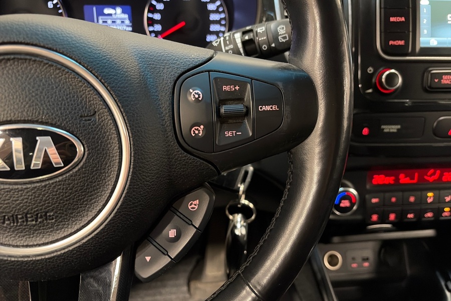 Kia Carens vaihtoauto