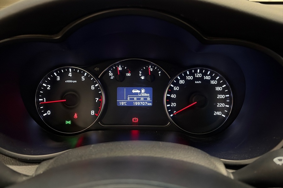 Kia Carens vaihtoauto