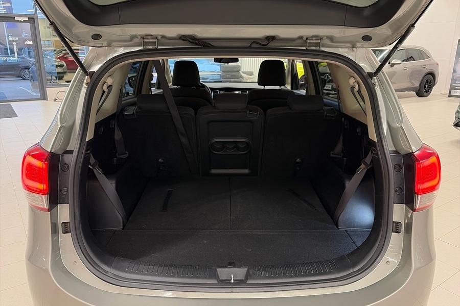 Kia Carens vaihtoauto