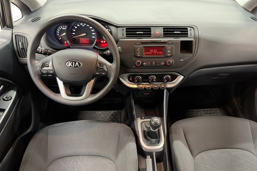 Kia Rio vaihtoauto