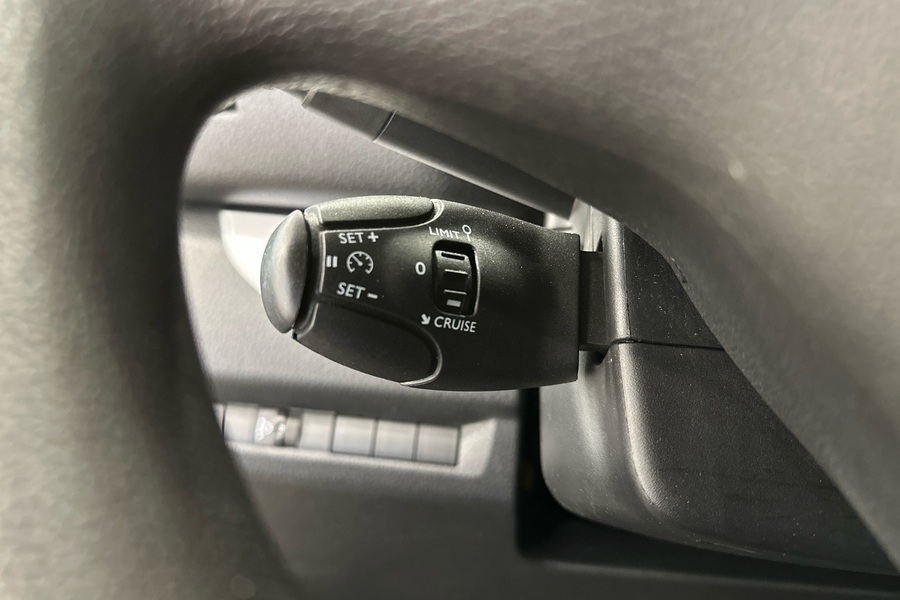 Peugeot Traveller vaihtoauto