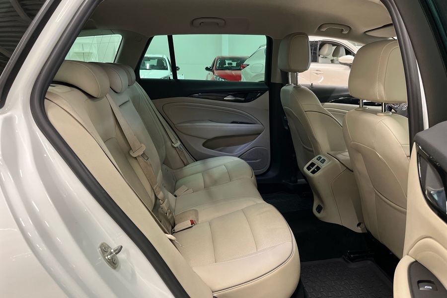 Opel Insignia vaihtoauto