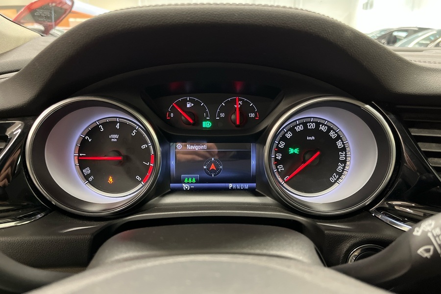 Opel Insignia vaihtoauto