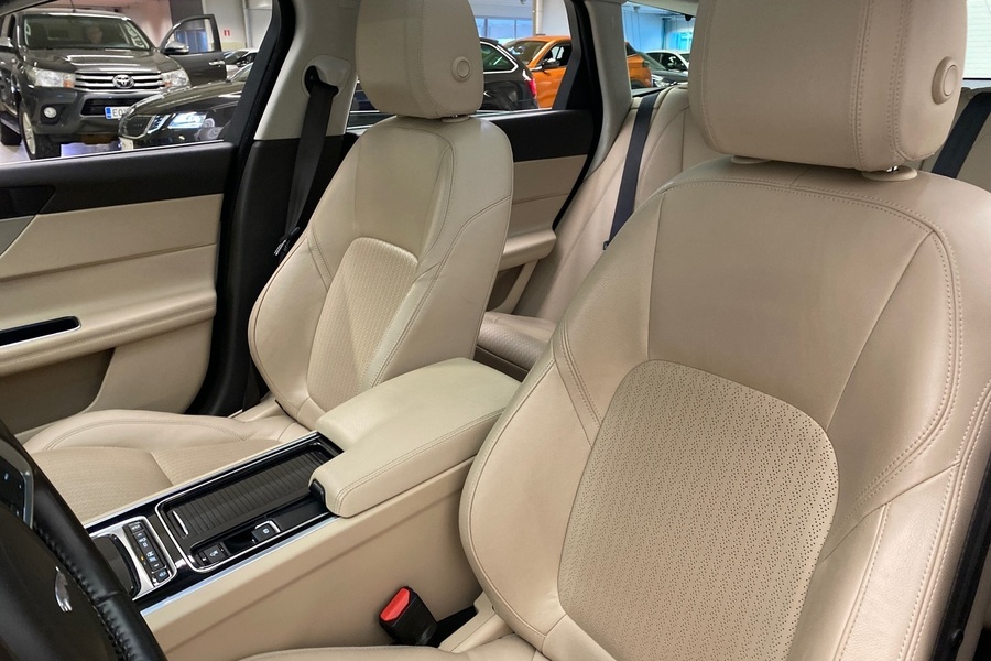 Jaguar XF vaihtoauto