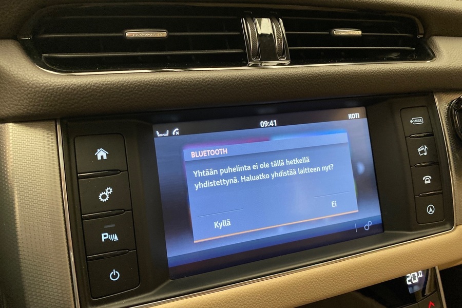Jaguar XF vaihtoauto