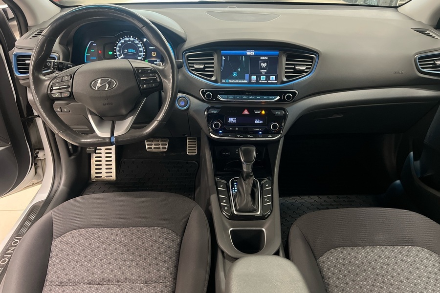 Hyundai IONIQ plug-in vaihtoauto
