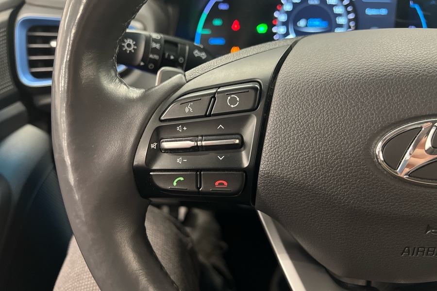 Hyundai IONIQ plug-in vaihtoauto