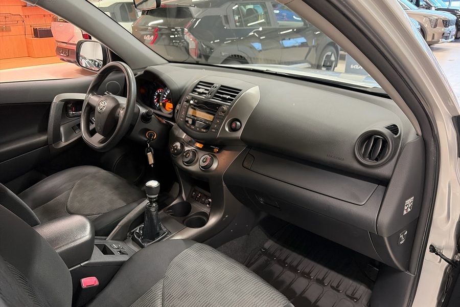 Toyota RAV4 vaihtoauto